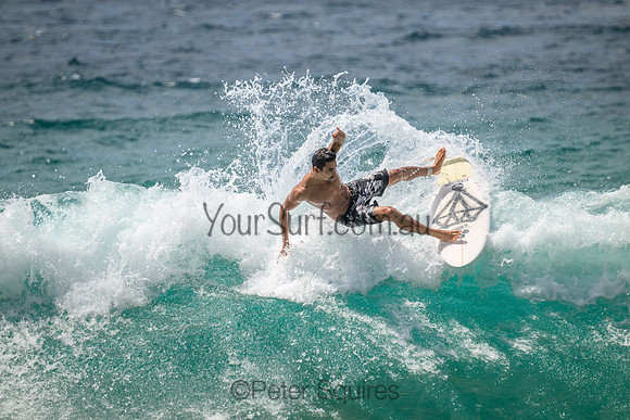Whale_Beach_220220_120205_0419