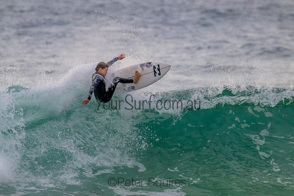 Whale_Beach_220830_073359_0123