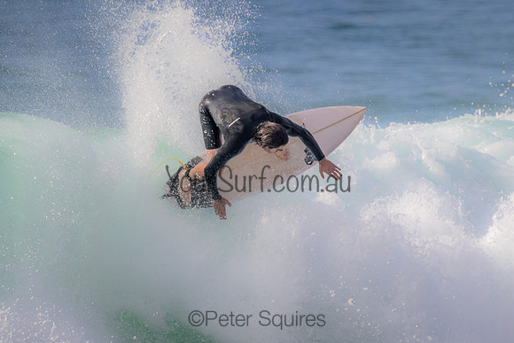 Whale_Beach_220924_074932_0063
