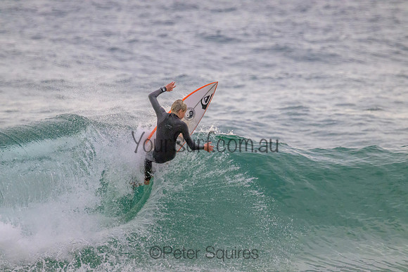 Whale_Beach_220830_073518_0128