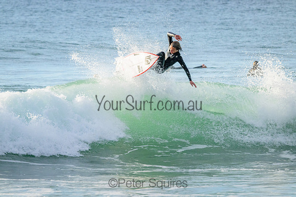 Whale_Beach_220815_073327_0032