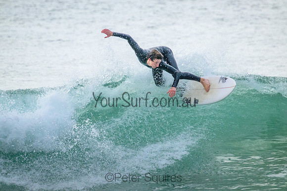Whale_Beach_220809_081538_0041