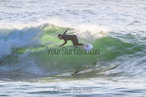 Whale_Beach_221027_065519_0004
