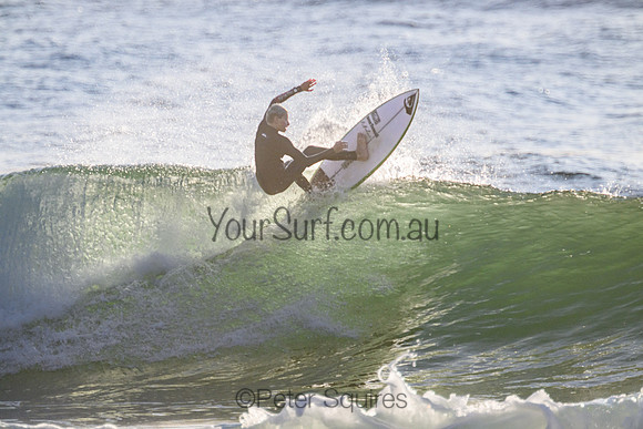 Whale_Beach_221027_065759_0013
