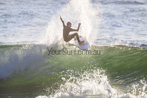 Whale_Beach_221027_065800_0014