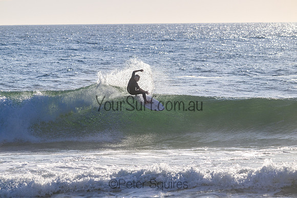 Whale_Beach_221027_070607_0026