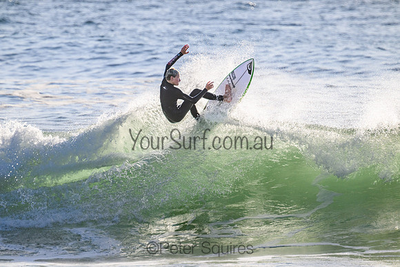Whale_Beach_221027_072232_0060