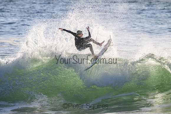 Whale_Beach_221027_072233_0062