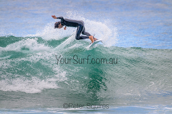 Whale_Beach_220910_093310_0078