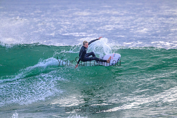 Whale_Beach_221110_072742_0009