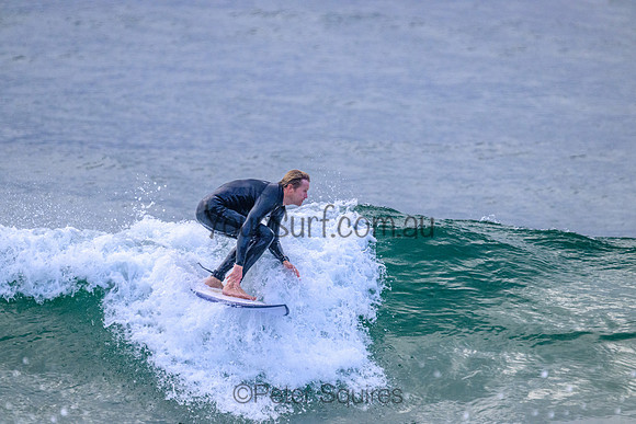 Whale_Beach_221110_073957_0031