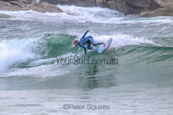 Whale_Beach_221110_074534_0040
