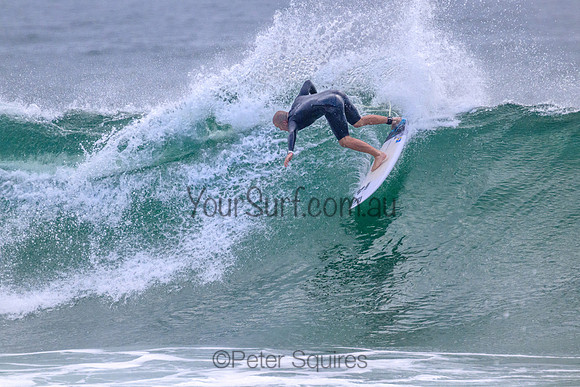Whale_Beach_221110_074655_0049