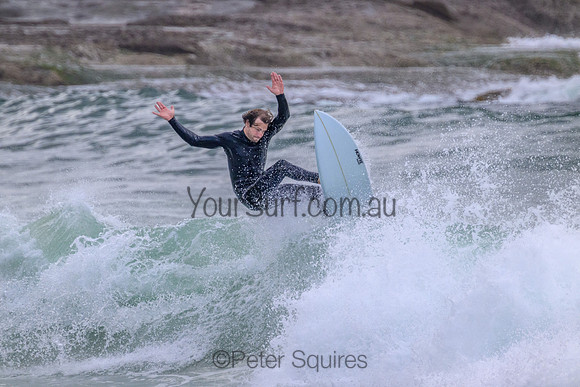 Whale_Beach_221110_075431_0073