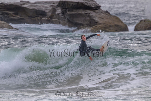 Whale_Beach_221110_080334_0095