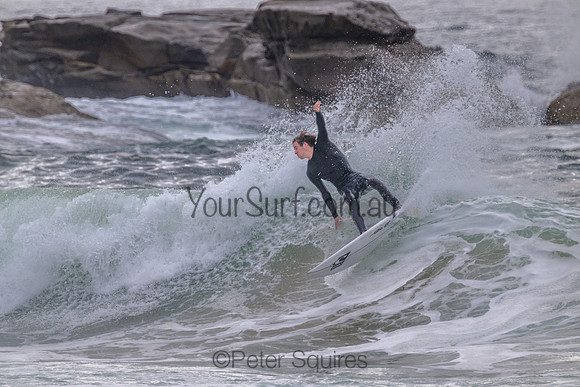 Whale_Beach_221110_080334_0097