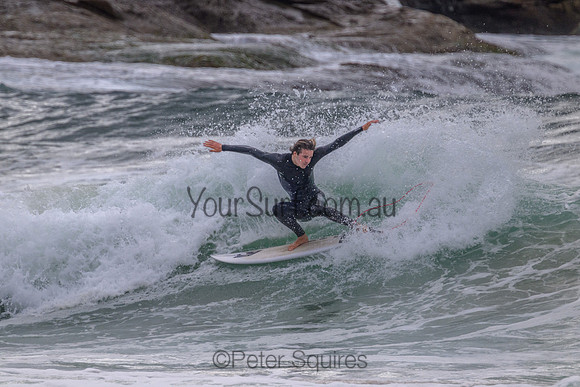 Whale_Beach_221110_080337_0098