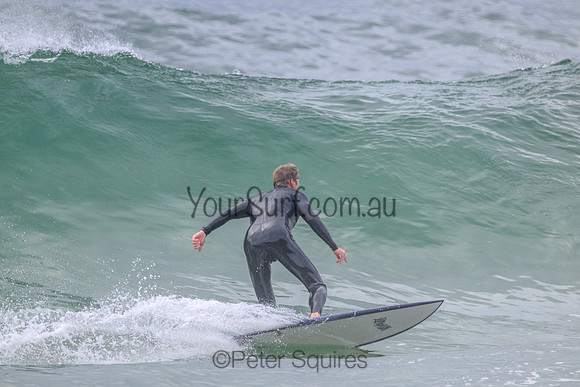 Whale_Beach_221110_080516_0101