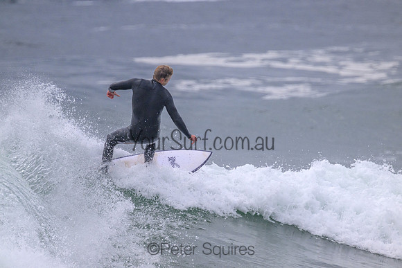 Whale_Beach_221110_080520_0104