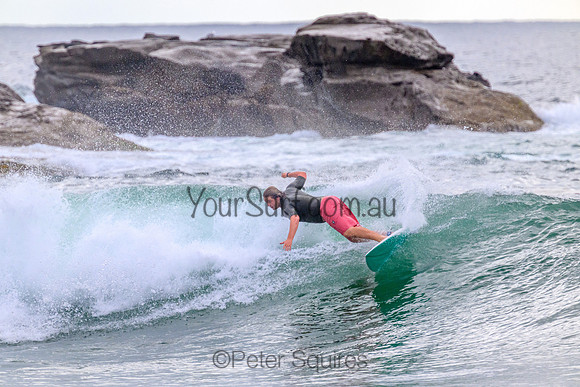 Whale_Beach_221110_081221_0115