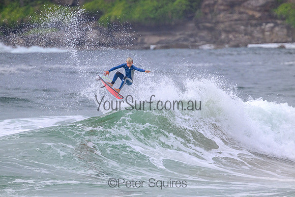 Whale_Beach_221110_081759_0121