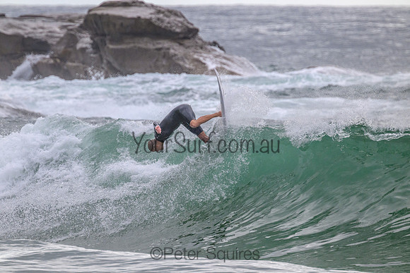 Whale_Beach_221110_082207_0133