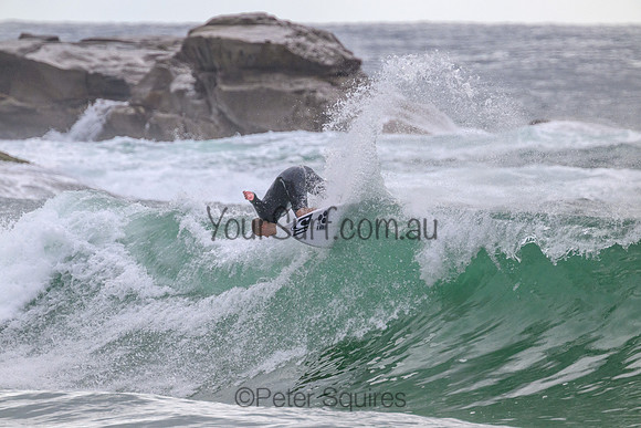 Whale_Beach_221110_082207_0135