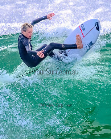 Whale_Beach_221110_072744_0012-E