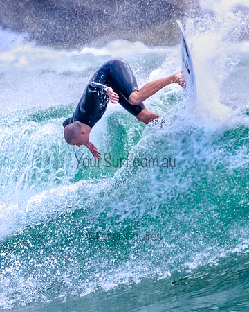 Whale_Beach_221110_073233_0020-E