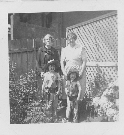 dads_0010 Gran & Great Grandmother Terry & Laurie Squires