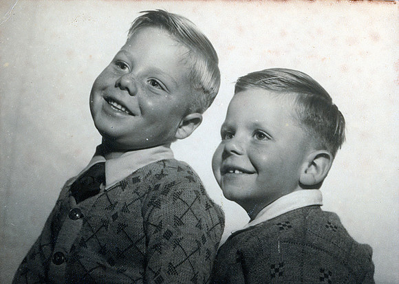mum_dad49 Ray & Kewvin Squires