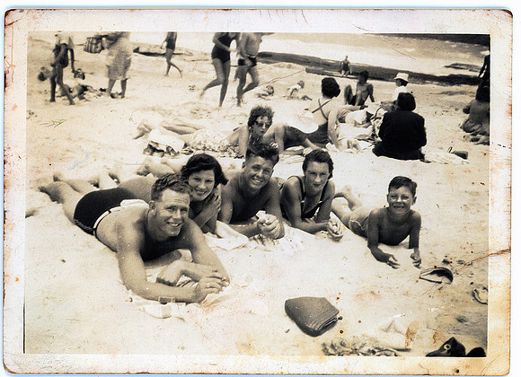 mum_dad74 Les Squires & girlfriend, Arthur & Edna Squires, Bill Squires - Maroubra Beach