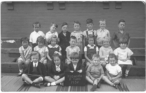 mum_dad86 Bill Squires - Kegworth School, Leichardt 1938