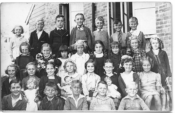 mum_dad88 Bill Squires - Maroubra Beach Primary School