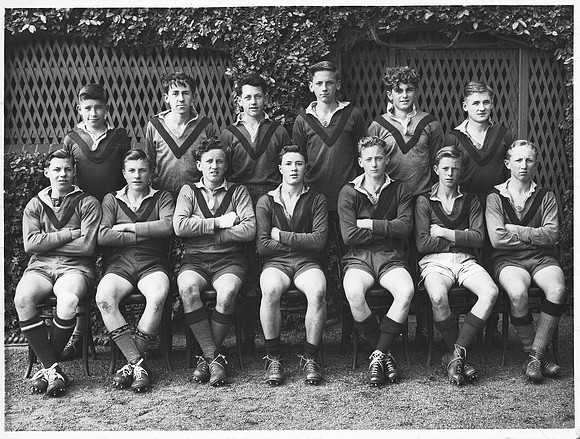mum_dad102 Bill Squires - Maroubra Junction 1947 - Under 10 Stone - Rugby League