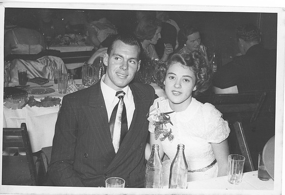 mum_dad128 Bill  & Enid
