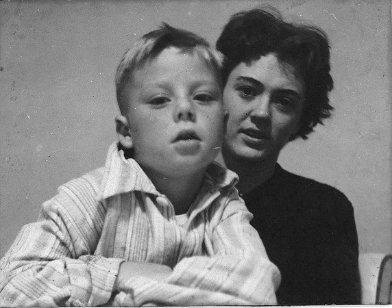 mum_dad139 Ray & Enid