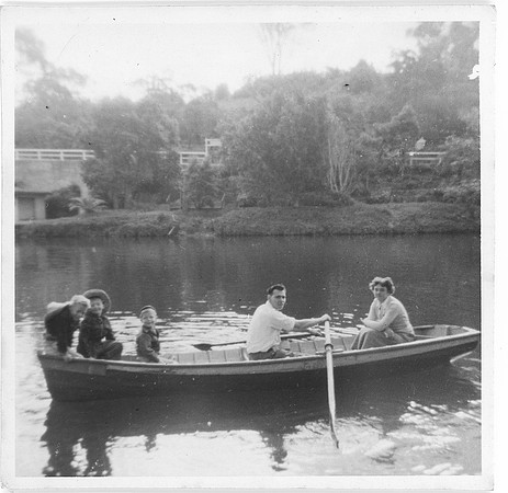 mum_dad142 Ray & Kevin, Bill & Enid