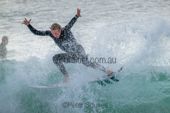 Whale_Beach_220809_081746_0070