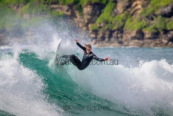 Whale_Beach_220910_090153_0014