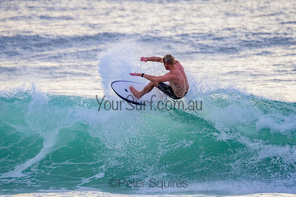 Whale_Beach_220427_072505_0039