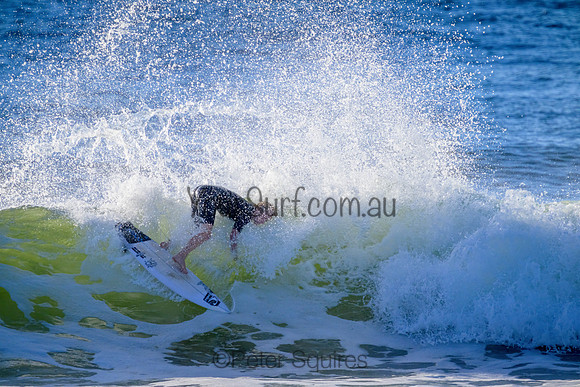 Whale_Beach_220314_081429_0177