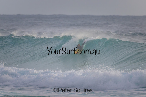 Whale_Beach_230108_070351_0101
