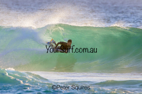 Whale_Beach_230110_064156_0105