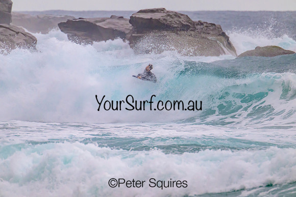 Whale_Beach_230111_090933_0017