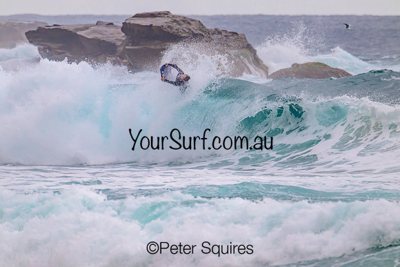 Whale_Beach_230111_090933_0015