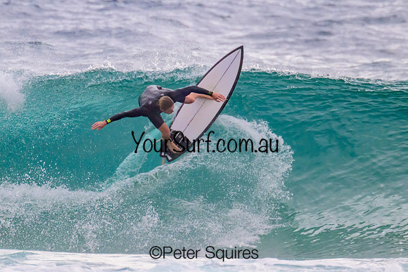 Whale_Beach_230111_091057_0023