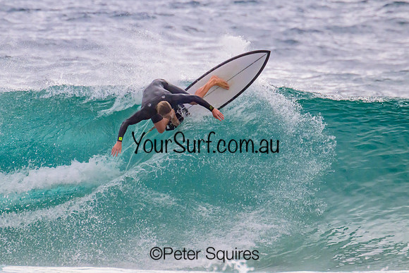 Whale_Beach_230111_091057_0024