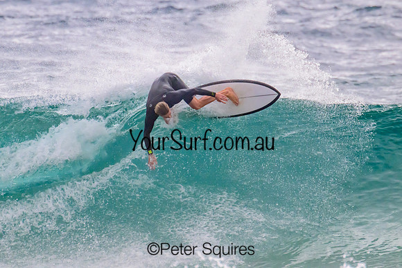 Whale_Beach_230111_091057_0025