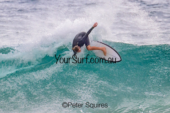 Whale_Beach_230111_091057_0026